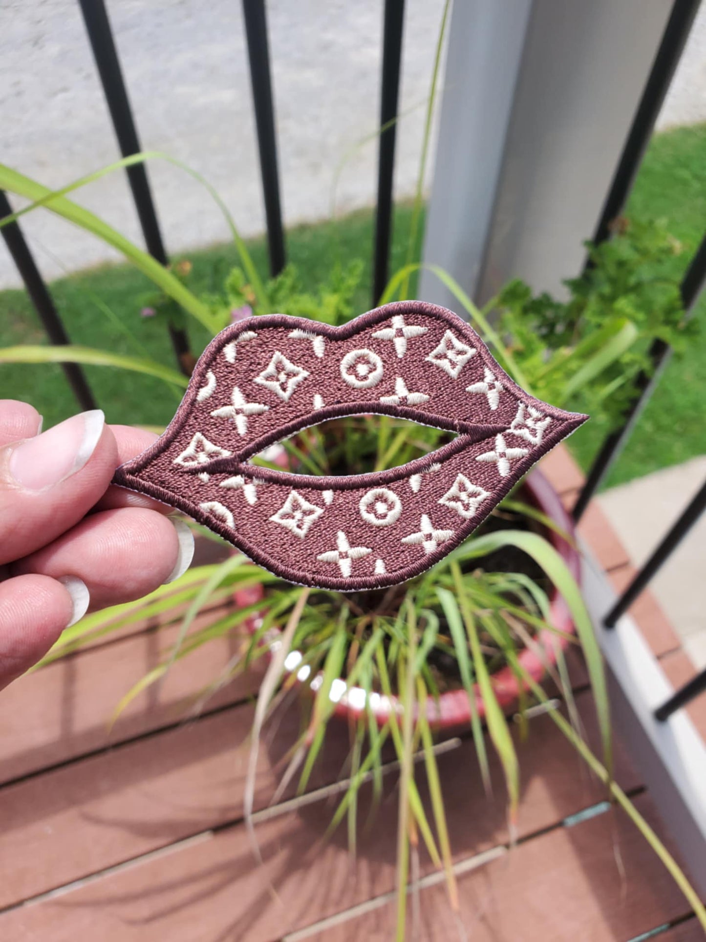 Medium Designer-Inspired Lips Embroidered Patch - Dark Brown and Cream Monogram Pattern