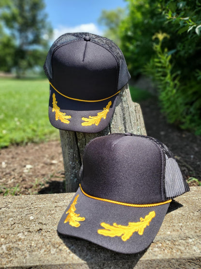 Otto 39-165 Black Cap with Gold Leaf Accent