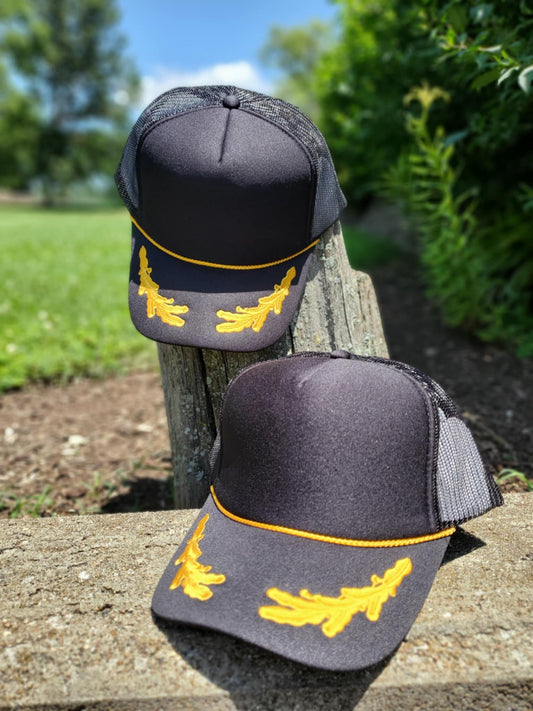 Otto 39-165 Black Cap with Gold Leaf Accent